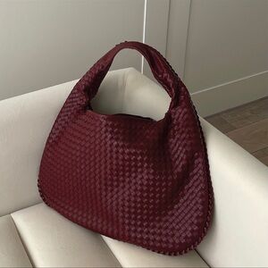 Woven Large Tote bag in Burgandy !! NWOT
